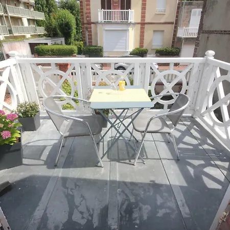 Studio + Terrasse Centre-ville Sur Mer Apartman Villers-sur-Mer